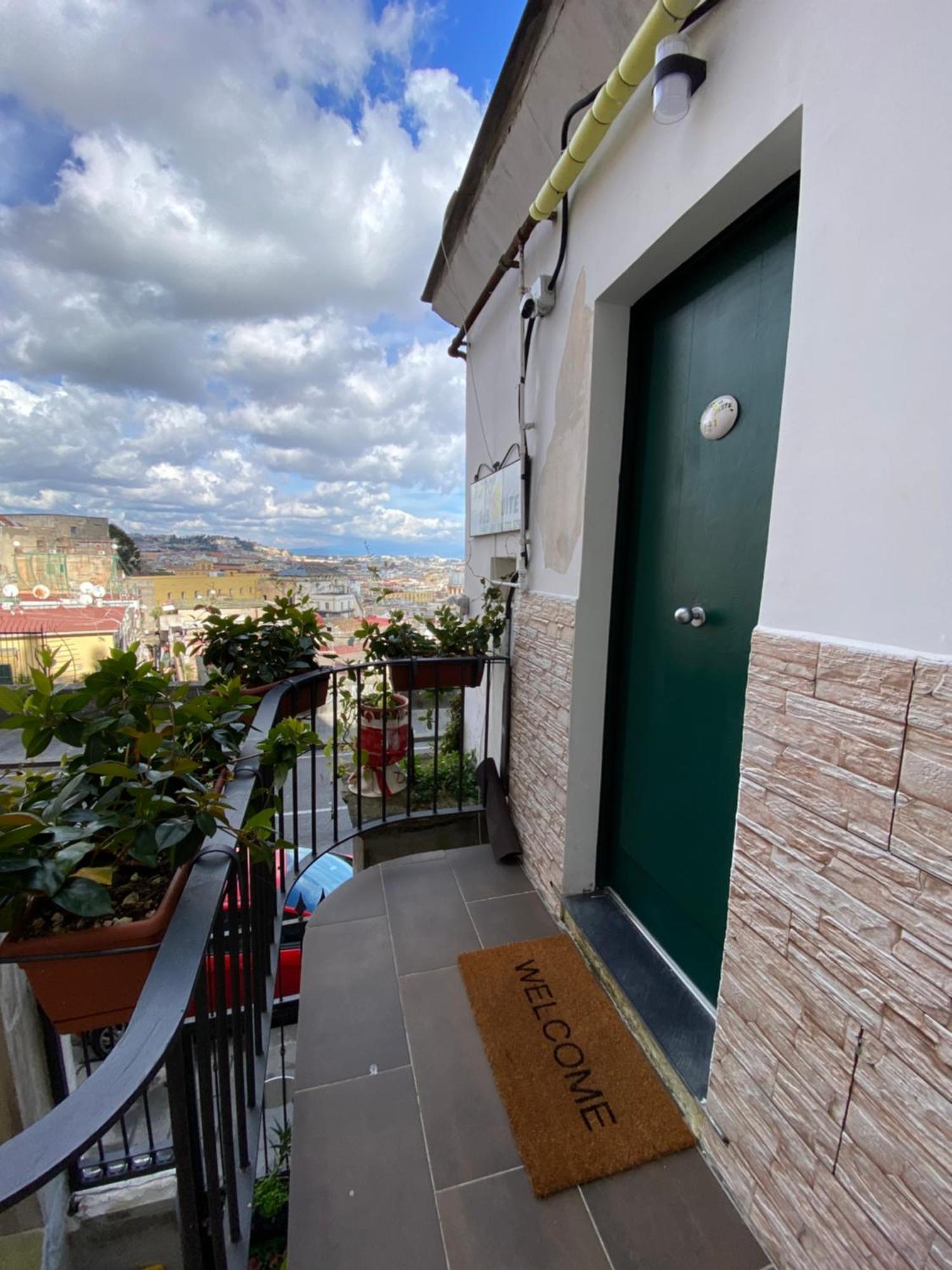 Pippo'S Suite Nápoles Exterior foto